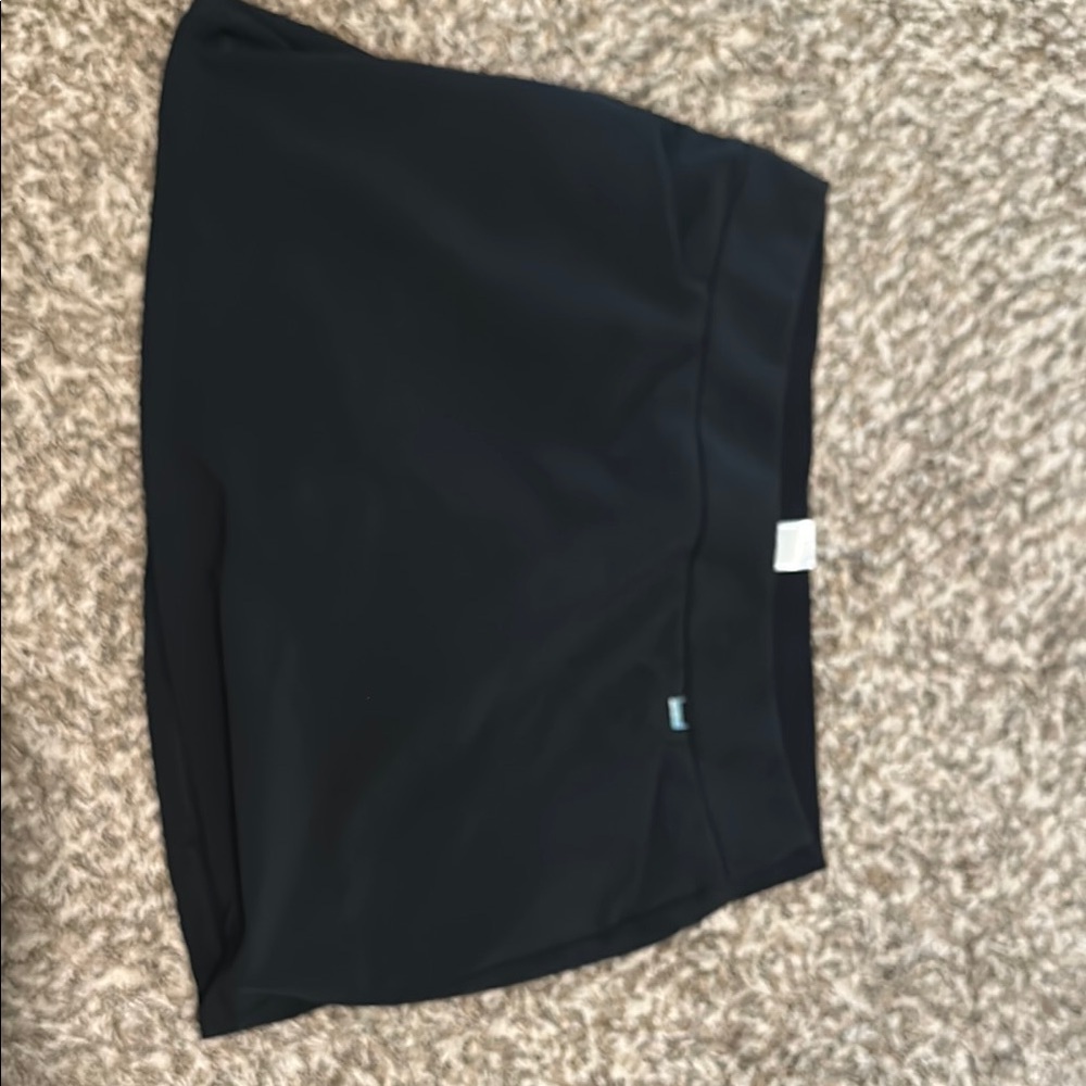 Black Skort